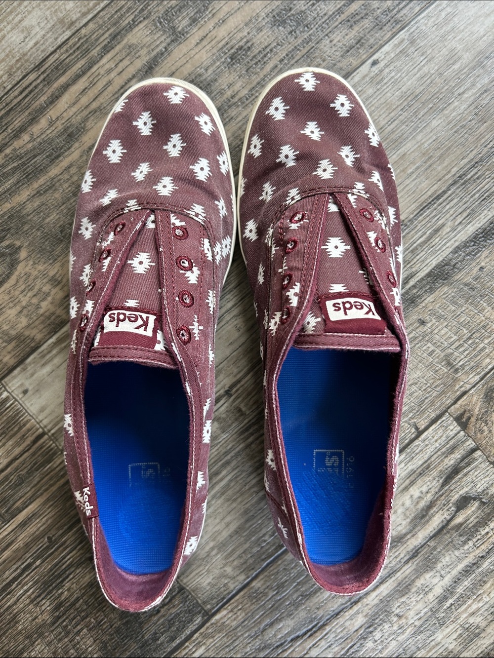 Keds Slip-On Canvas Sneakers in Burgundy with White Print - Picture 3 of 10